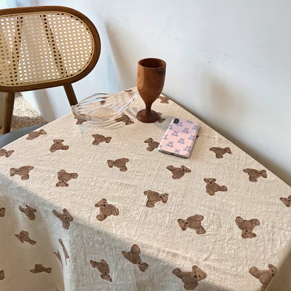 Bear linen table/picnic mat